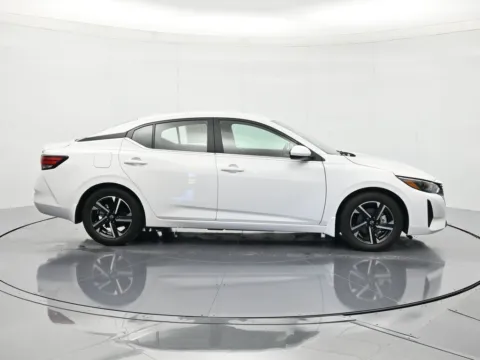 More photos of 2024 Nissan Sentra SV at Beck Nissan, FL