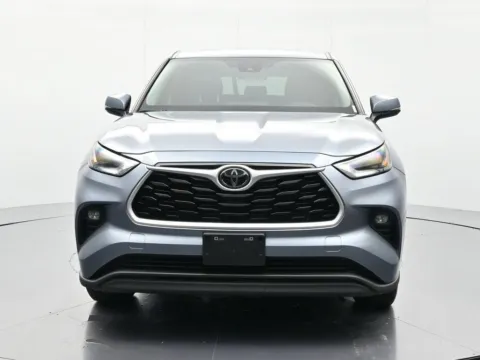 Photos of 2023 Toyota Highlander LE for sale in Palatka, FL at Beck Nissan