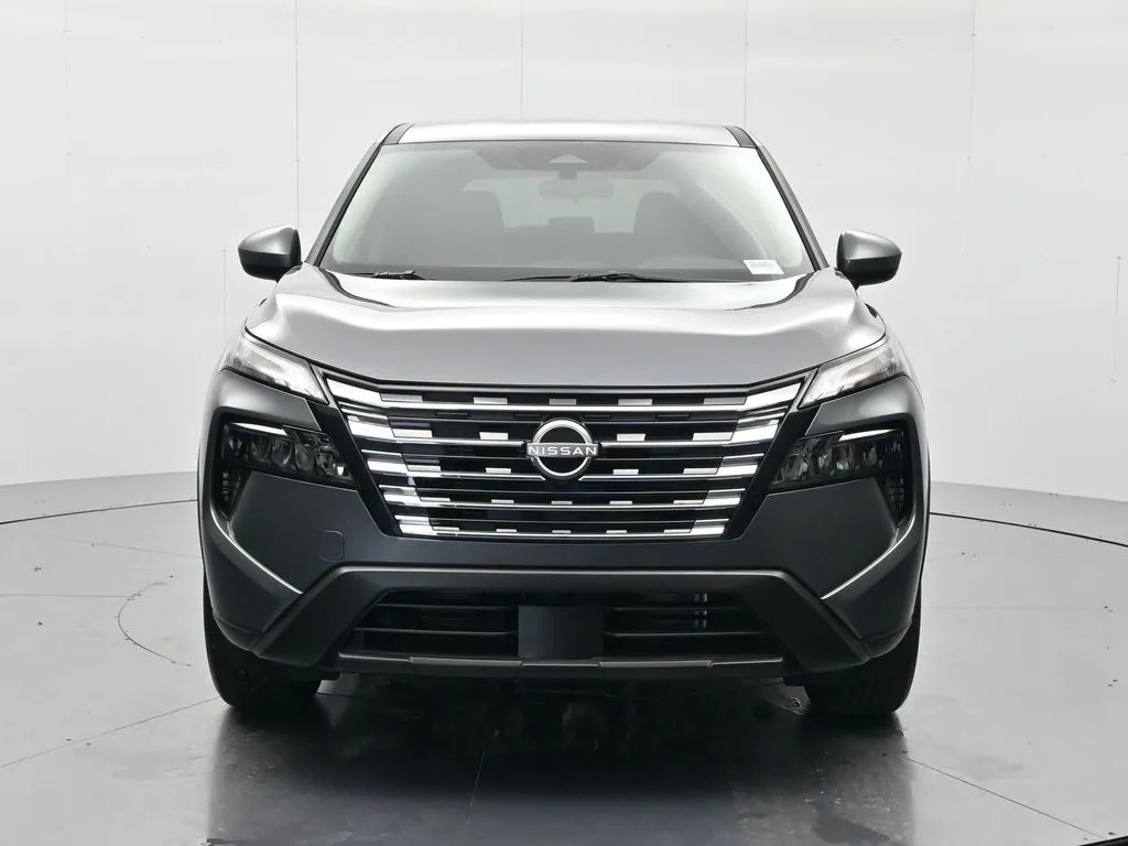 2026 Nissan Rogue SV - Photo 2