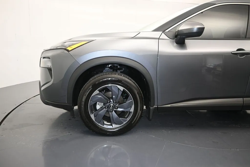 2026 Nissan Rogue SV - Photo 9