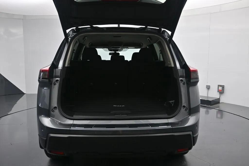 2026 Nissan Rogue SV - Photo 24