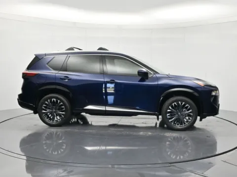 More photos of 2026 Nissan Rogue Platinum at Beck Nissan, FL