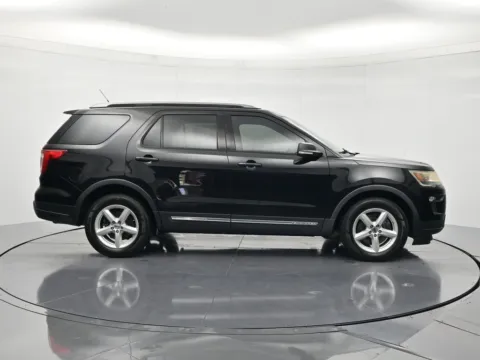 More photos of 2019 Ford Explorer XLT at Beck Nissan, FL
