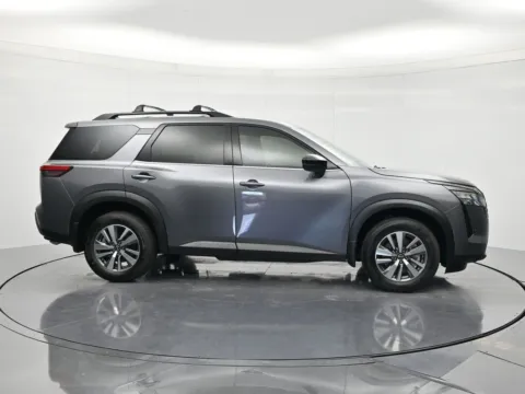 More photos of 2026 Nissan Pathfinder SL at Beck Nissan, FL