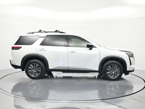 More photos of 2026 Nissan Pathfinder SV at Beck Nissan, FL