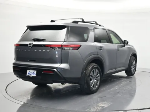 More photos of 2026 Nissan Pathfinder SV at Beck Nissan, FL