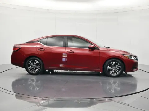 More photos of 2022 Nissan Sentra SV at Beck Nissan, FL
