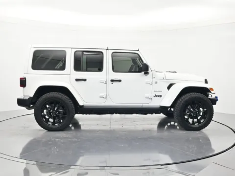 More photos of 2024 Jeep Wrangler Sahara 4xe at Beck Nissan, FL