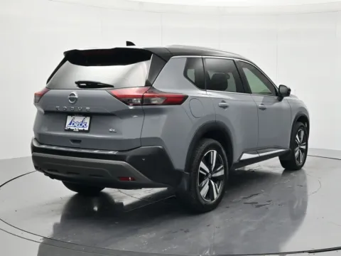 More photos of 2021 Nissan Rogue SL at Beck Nissan, FL