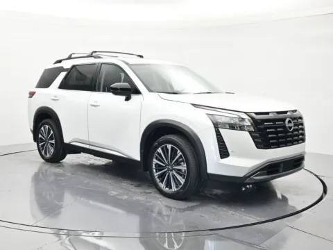 Another view of 2026 Nissan Pathfinder Platinum for sale in Palatka, FL at Beck Nissan