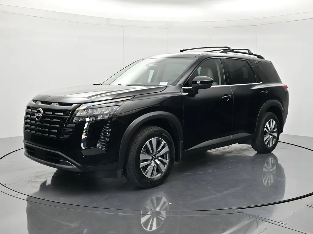 Black 2026 Nissan Pathfinder SL for sale in Palatka, FL