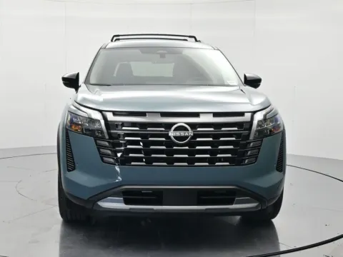 Photos of 2026 Nissan Pathfinder SL for sale in Palatka, FL at Beck Nissan