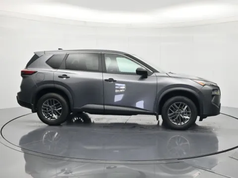 More photos of 2024 Nissan Rogue S at Beck Nissan, FL