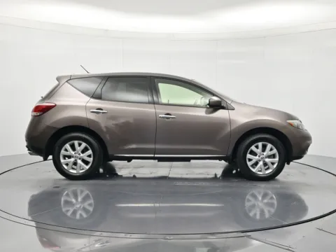 More photos of 2012 Nissan Murano S at Beck Nissan, FL