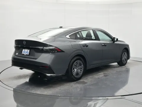 More photos of 2027 Nissan Sentra S at Beck Nissan, FL