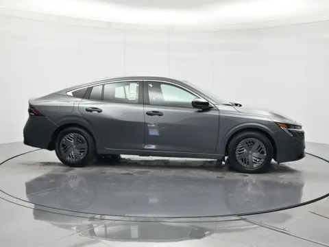 More photos of 2027 Nissan Sentra S at Beck Nissan, FL