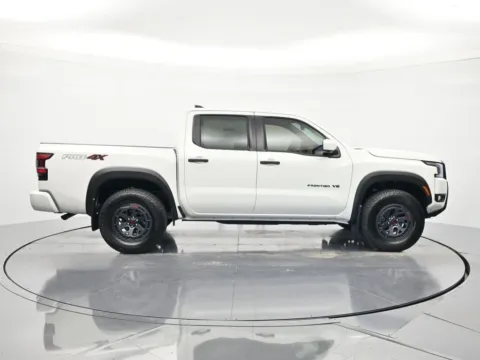 More photos of 2027 Nissan Frontier PRO-4X at Beck Nissan, FL