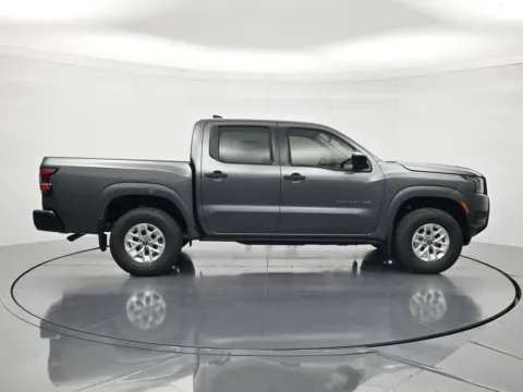 More photos of 2027 Nissan Frontier S at Beck Nissan, FL
