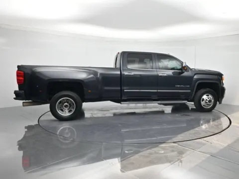 More photos of 2018 GMC Sierra 3500 HD Denali at Beck Nissan, FL
