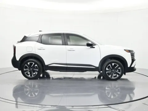 More photos of 2027 Nissan Kicks SV at Beck Nissan, FL