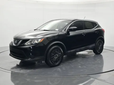 Black 2019 Nissan Rogue Sport S for sale in Palatka, FL