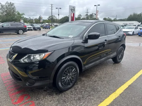 Black 2019 Nissan Rogue Sport S for sale in Palatka, FL