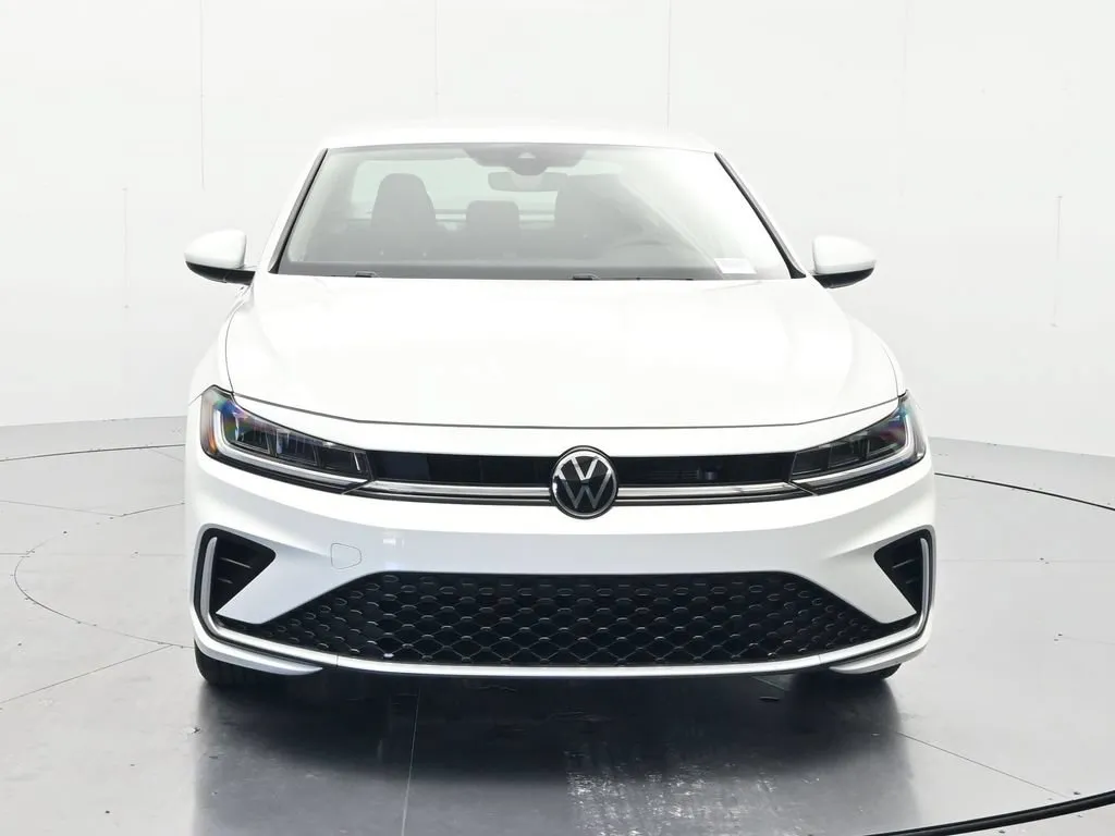 3VW5W7BU1TM028207
