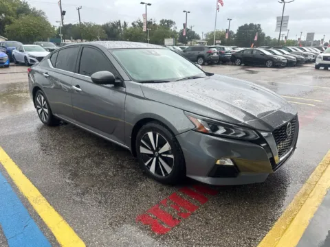 Gray 2022 Nissan Altima 2.5 SV for sale in Palatka, FL