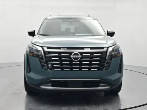 Photos of 2026 Nissan Pathfinder SL for sale in Palatka, FL at Beck Nissan