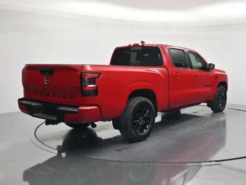 More photos of 2027 Nissan Frontier SV at Beck Nissan, FL