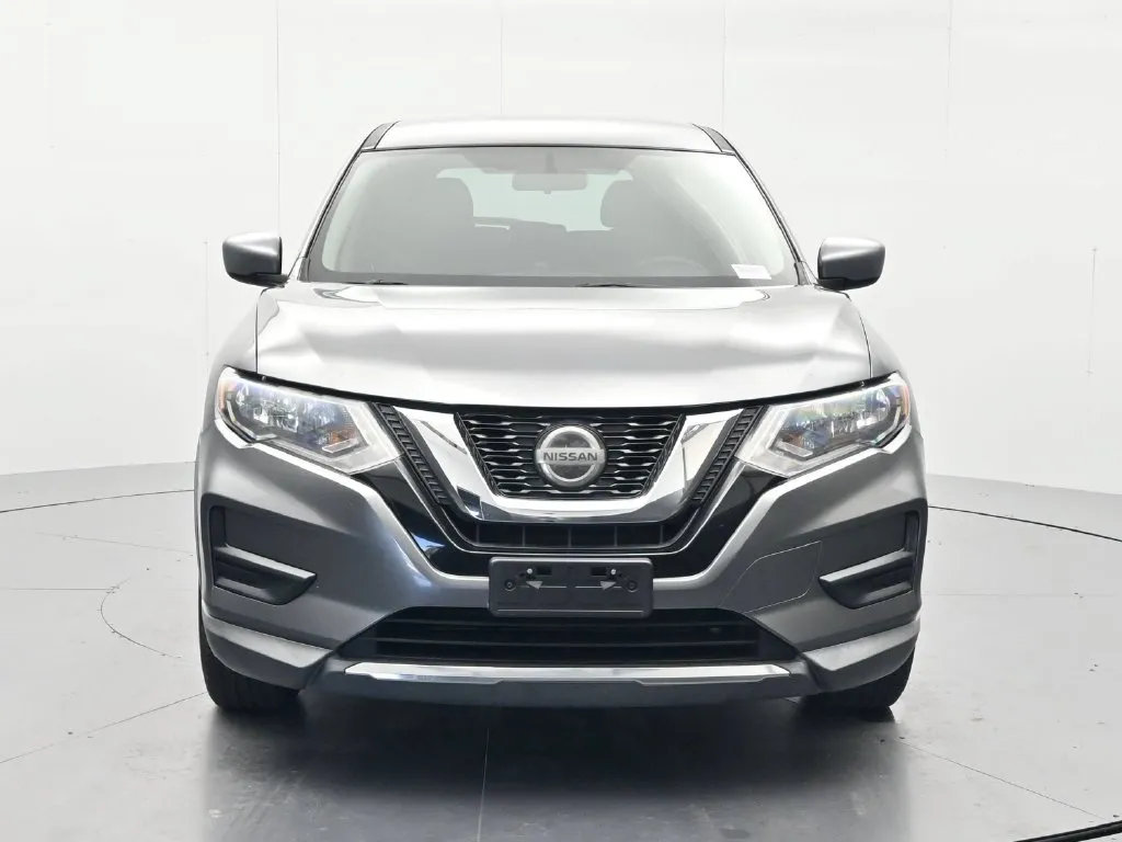 Used 2018 Nissan Rogue S with VIN KNMAT2MT0JP582637 for sale in Palatka, FL