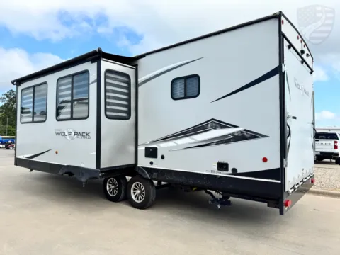 More photos of 2022 Forest River Cherokee Wolf Pack 27PACK10 at Liberty Trail RV - Sulphur Springs, TX