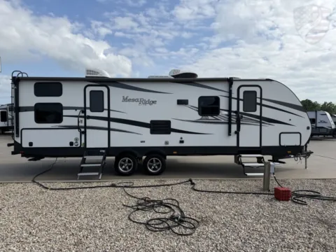 Photos of 2020 Highland Ridge Mesa Ridge Lite 2802BH for sale in Sulphur Springs, TX at Liberty Trail RV - Sulphur Springs