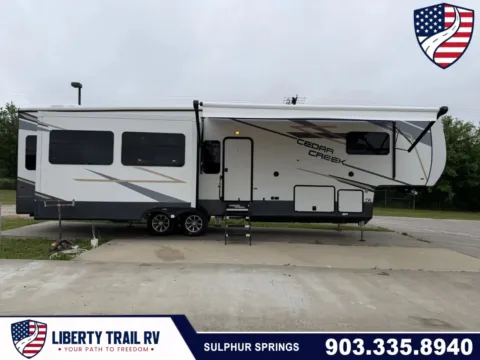 Unknown 2022 Forest River Cedar Creek 360RL for sale in Sulphur Springs, TX