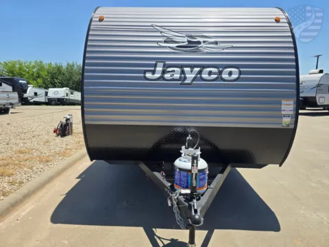 Photos of 2027 Jayco Jay Flight 170BH for sale in Sulphur Springs, TX at Liberty Trail RV - Sulphur Springs