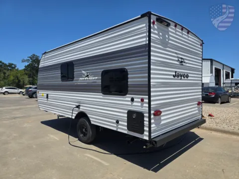 More photos of 2027 Jayco Jay Flight 170BH at Liberty Trail RV - Sulphur Springs, TX