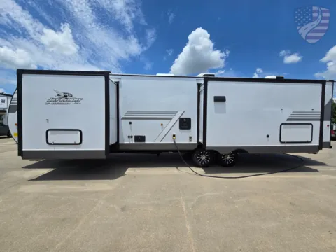 More photos of 2027 Jayco Jay Flight 334RTS at Liberty Trail RV - Sulphur Springs, TX