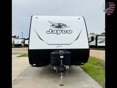 Photos of 2027 Jayco Jay Feather Sl 25RLSL for sale in Sulphur Springs, TX at Liberty Trail RV - Sulphur Springs