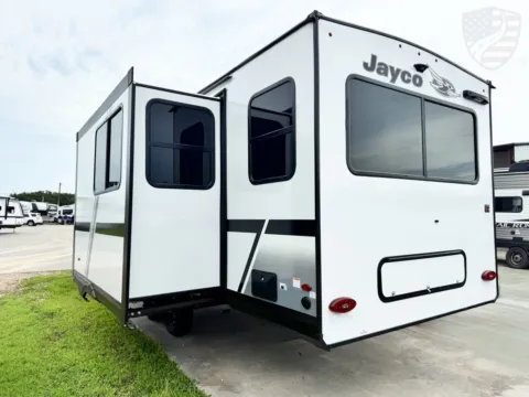 More photos of 2027 Jayco Jay Feather Sl 25RLSL at Liberty Trail RV - Sulphur Springs, TX