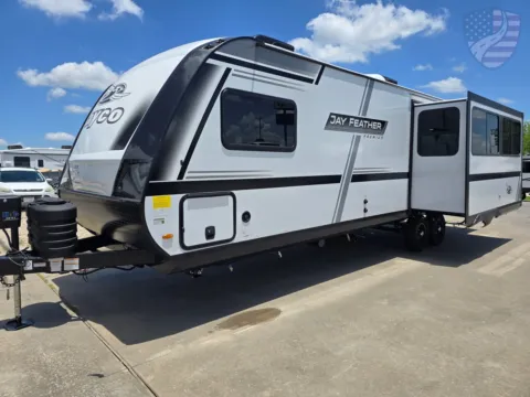 Another view of 2027 Jayco Jay Feather 27MK for sale in Sulphur Springs, TX at Liberty Trail RV - Sulphur Springs