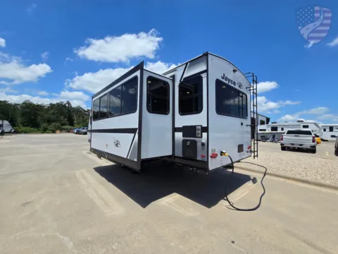 More photos of 2027 Jayco Jay Feather 27MK at Liberty Trail RV - Sulphur Springs, TX