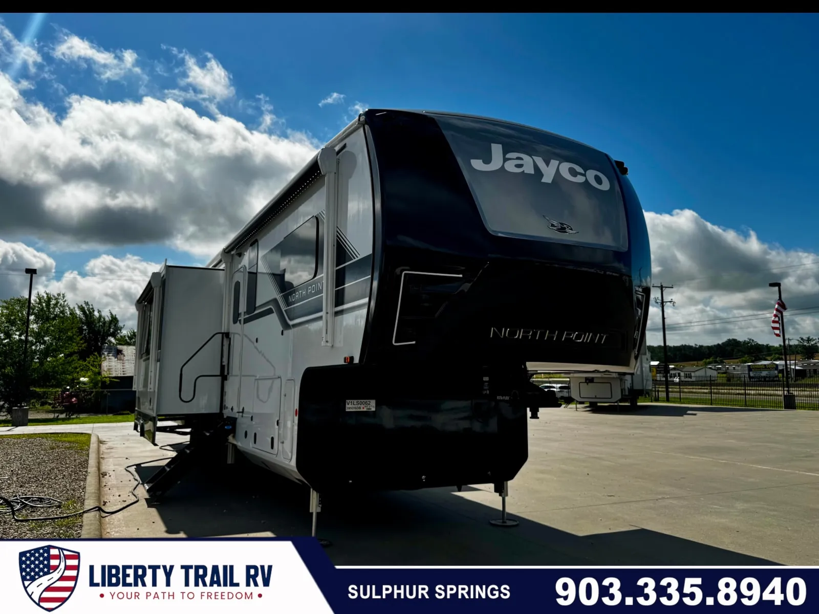 Unknown 2027 Jayco North Point 395DSDB for sale in Sulphur Springs, TX
