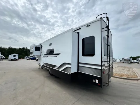More photos of 2027 Jayco North Point 310RLTS at Liberty Trail RV - Sulphur Springs, TX