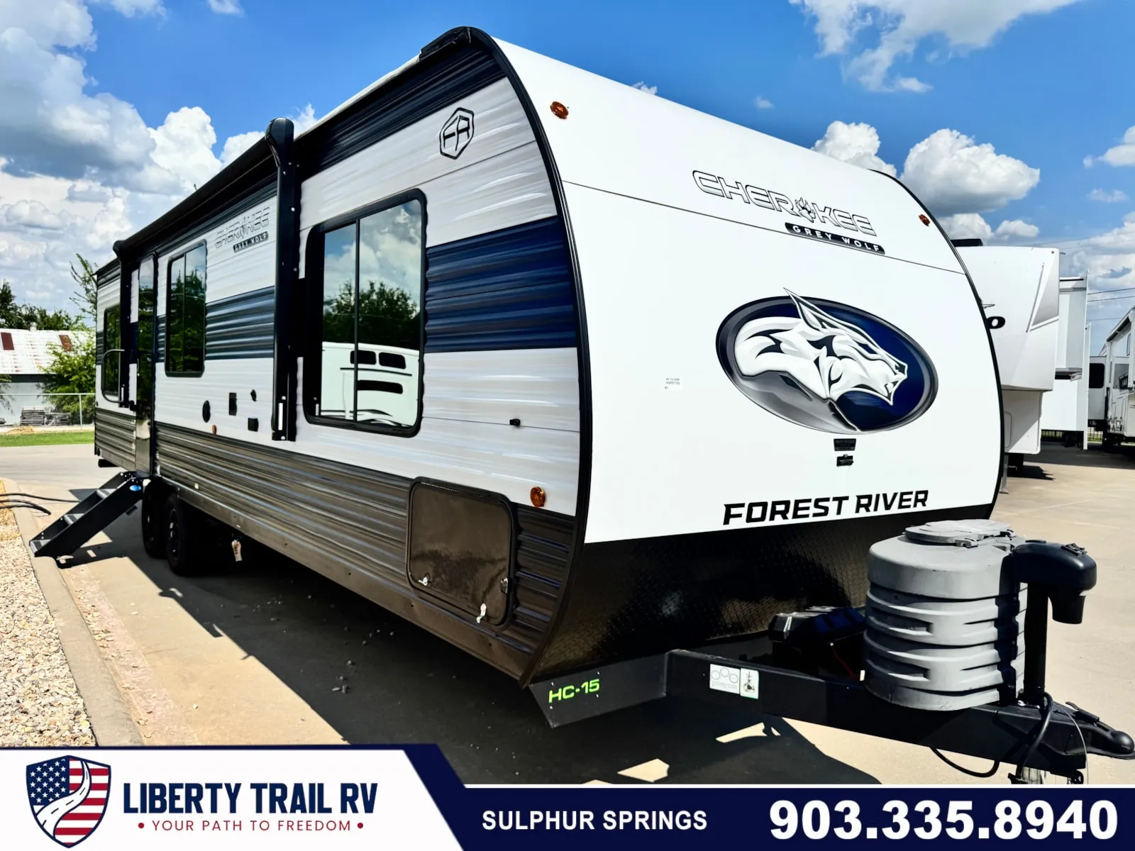 2025 Forest River Cherokee GREY WOLF 27LH