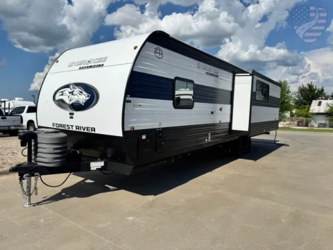 Another view of 2025 Forest River Cherokee GREY WOLF 27LH for sale in Sulphur Springs, TX at Liberty Trail RV - Sulphur Springs