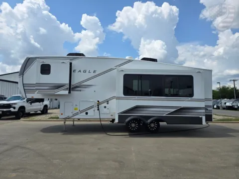 More photos of 2027 Jayco Eagle Sle 28RKS at Liberty Trail RV - Sulphur Springs, TX