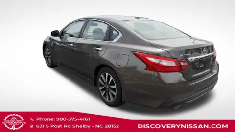 More photos of 2016 Nissan Altima 2.5 SV at Discovery Nissan, NC