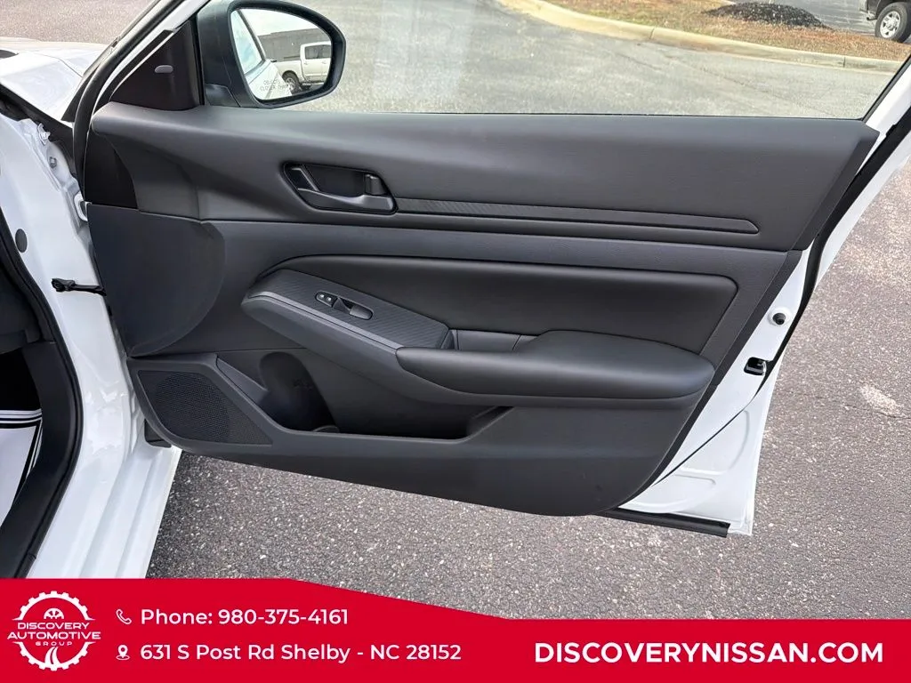 2025 Nissan Altima S - Photo 33