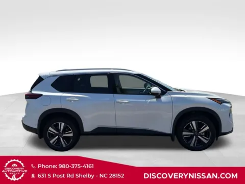 More photos of 2024 Nissan Rogue SL at Discovery Nissan, NC