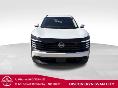 Photos of 2025 Nissan Kicks SR for sale in Shelby, NC at Discovery Nissan